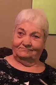 Fern Riddle's Instagram, Twitter & Facebook