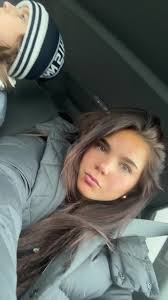 Nora Graff (@noragraff1)