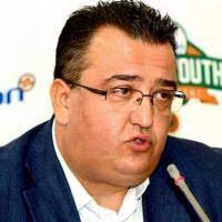 «η μεγαλύτερη παράγκα που είδε ποτέ ο παγκόσμιος αθλητισμός, αυτή του φάρου του βαζελακόπουλου» Takhs Triantopoylos Sdna