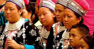 Clan names include the following After 40 Plus Years In Us Language Remains Challenge For Hmong Community Wisconsin Public Radio