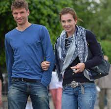 Discover everything you want to know about thomas müller: Thomas Muller Wir Mussen Schones Spiel Und Erfolg Kombinieren Welt