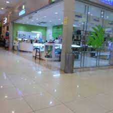 Kota damansara is a township located in petaling jaya, petaling district, selangor, malaysia. Maxis Giant Kota Damansara Mobile Phone Shop