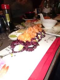 Spegnete il fuoco quando il riso sarà ben asciutto e sgranatelo con una forchetta. Riso Venere Con Philadelphia E Avocado Ricoperto Di Tartara Di Salmone Picture Of Mini Sushi Milan Tripadvisor