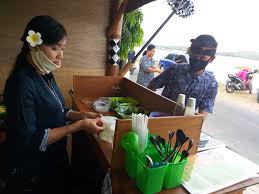 The guest house offers room service, a coffee shop, and shops, to make your visit even more pleasant. Nusantara Cafe Hadirkan Nuansa Bali Di Pinggir Rawa Jombor Klaten