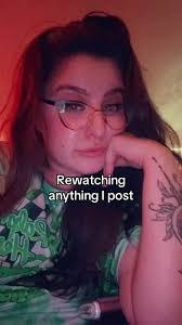 Ashley Callaghan's Instagram, Twitter & Facebook