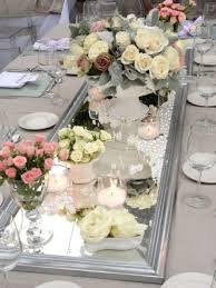 Decoracion De Mesa En Colores Pastel Con Perlas Rosas Y Espejos By Marita Loves Elegant Table Settings Wedding Decorations Bridal Decorations