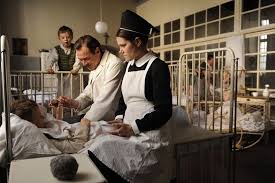 Nebel im August": Ein überschaubarer Ort mit mörderischen Vorgaben