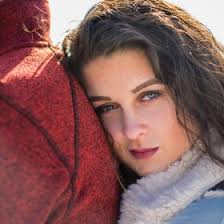 Renae Garrett (jrgarrett_17)