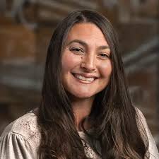 Olivia Mayes's Instagram, Twitter & Facebook