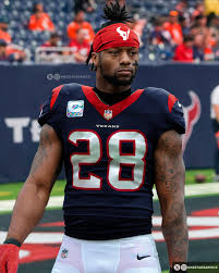 Texans County | Meet the #Texans new RB1! 👀🫡 The Texans landed Joe Mixon  via trade before he was released by the #Bengals. He has a year left of  h... | Instagram