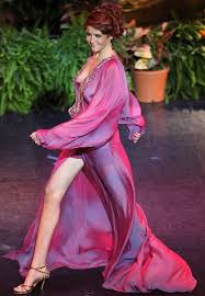 Sizlere senem kuyucuoğlu, modellik ve güzellik yarışmalarında derece almış türk modelimizdir. Senem Kuyucuoglu Fotograflari