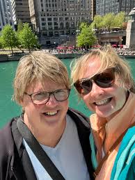 What an amazing post! Make sure to stop in and show these beautiful ladies  your love 💚