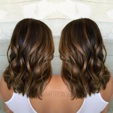 They are not too long or too short, they flatter every woman regardless of age, and hair type. 60 Looks With Caramel Highlights On Brown And Dark Brown Hair