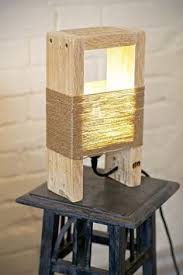 Lampe De Palette Deco Bois Idee Deco Idees Pour La Maison