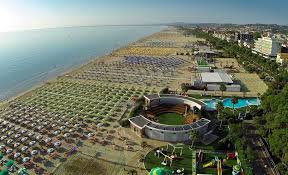Cerchi altre case e appartamenti in vendita? L Estate 2017 Di Alba Adriatica Tra Sport Musica E Gastronomia Armonia Costruzioni