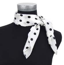 Schönes dünnes tuch, bedruckt mit musiknoten. Tuch Weiss Schwarz Punkte Rockabilly Ella Jonte