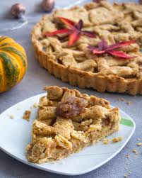 In this apple pie recipe we are adding a little flour to thicken the pie mixture but we're also relying on the natural pectin that exists in apples. Vegan Apple Pie Recipe
