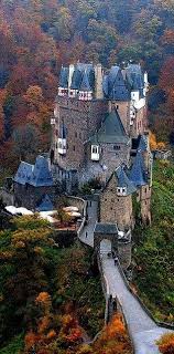 Totaly Outdoors Burg Eltz Castle Germany Germany Castles Burg Eltz Castle Beautiful Places