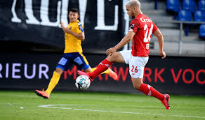 Het ek voetbal begint met het duel tussen italië en turkije. Pro League