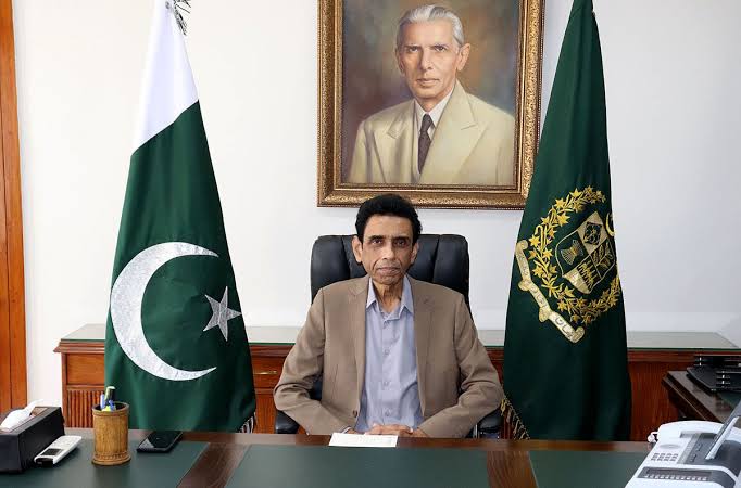Martyrs who sacrificed lives for Pakistan pride of nation: Khalid Maqbool