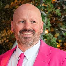 Todd Berkey's Instagram, Twitter & Facebook