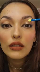 3 pasos:, 1) delineador , 2) sombra negra para intensificar y sellar , 3)  pigmento con brillitos, Re contra fácil , #makeup #maquillaje, #makeuplooks  #makeuptutorial