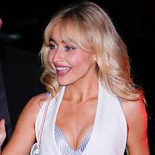 Sabrina Carpenter Debuts New Short N' Sweet Tour Victoria's Secret Bodysuit 