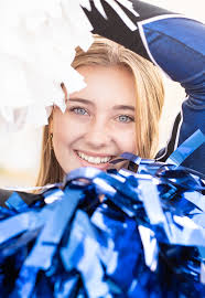 Deanna Webber's Instagram, Twitter & Facebook