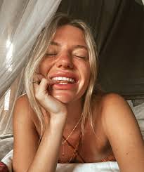 Amber Dobson (@amberdobson) • Instagram photos and videos