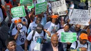 Sowore was born on the on the 16th of february 1971 in his hometown. Omoyele Sowore Nigeria S Secret Police Storm Court To Re Arrest Activist And Journalist Cnn
