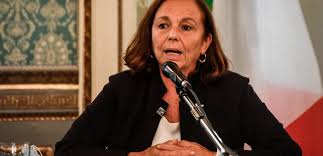 Check spelling or type a new query. Positiva Al Covid La Ministra Lamorgese In Isolamento Bonafede E Di Maio Vocedipopolo Sicilia On Line
