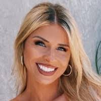 Emily Bruce's Instagram, Twitter & Facebook