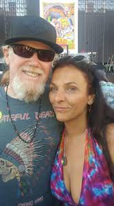 What are some fun live music events in Williamsburg, Virginia, from  Thursday to Saturday?