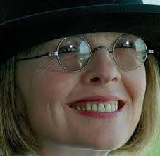 I'm firmly rooted in the ordinary. Diane Keaton Schauspielerin Welt