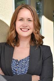 Lynn Rutter's Instagram, Twitter & Facebook