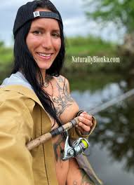 Naturally_Bionka on X: Fun fact, I caught more fish when I was nude  yesterday than when I had clothes on… 🤭🎣 t.coUZWDJ1aAqf  t.coxHROji7Wsh  X