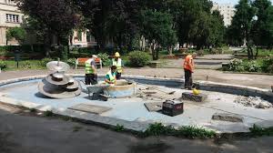 În faţa sediului serviciului public comunitar local de evidenţă a persoanelor curtea de argeş a fost zilele trecute mare aglomeraţie. Satu Mare Projects Construction Page 90 Skyscrapercity