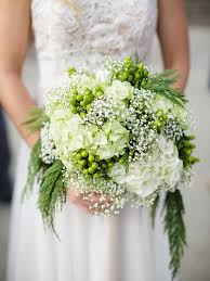 Step by step tutorial for creating a perfect dozen roses. Baby S Breath Is Making A Big Comeback Here S How To Make It Pop Winter Wedding Flowers Wedding Flowers Summer Baby S Breath Wedding Flowers