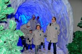 The amount includes taxes and the cost of all activities and attractions available, as well as the attire for the theme park. Snow World Kurla Timings Reviews With Address Contact Numbers Events Rates Of Snow World Kurla Mumbai