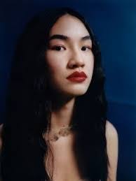 Eva Vidal's Instagram, Twitter & Facebook