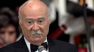 Ce credetzy?cum este el in adancul sufletului?eu cred ca el nu e chiar asha de rau.cred ca este putina bunatate si in el,atata timp cat nu a subiect: Vin ColindÄƒtorii Cum Veneau OdatÄƒ Leru I Ler