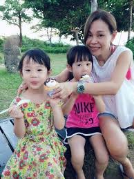 彭佳慧自爆了兩人會分手的原因， 表示 「我那時很尖銳， 容易看出來喜怒哀樂， 最厲害是你們看不出來他比我更硬， 所以相處才出問題，最後我選擇分手」 ， 陳國華個性內斂安靜，彭佳慧直爽豪邁， 雖然是互補個性，但是陳國華仍無法適應， å½­ä½³æ§15å¹´ä¾æè·¯åå· ç´å°å«çµ¦äºä» å¦ä»éèèå¥³å'èç¿»ç¾äºº å¹¸ç¦æ»¿å è®è®