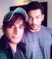 सिद्धार्थ शुक्ला ™🖤