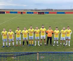 Club social y deportivo lautaro de buin is a chilean football club, their home town is buin, chile. La Historia Del Pequeno Club Serbio Que Inspiro Su Insignia En La De Colo Colo La Tercera