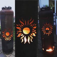 Hier Hat Uns Gerade Die Feuertonne Mit Der Sonne Von Einer Kundin Erreicht Wir Wunschen Euch Frohliches Schwitzen Feuertonnen Garten Deko Gartenfackel