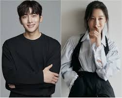 Kim tae pyung (taecyeon) is a prophet who. Download Drakor Suspicious Partner Sub Indo Inidramaku Cara Golden