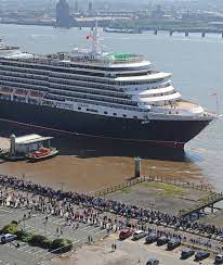 Best Places To See The Three Queens During Their Visit To Liverpool Cunard Ships Liverpool Places To See