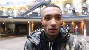 Zelfa Barrett vs Chris Conwell