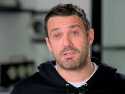 Hollyoaks star Jamie Lomas devastated after dad's death as co-stars offer  support