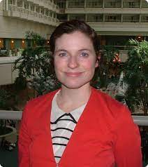 Wgm jennifer shahade presents a lecture about tactics and strategic ideas for beginner players at the chess club and scholastic. The Chess Games Of Jennifer Shahade